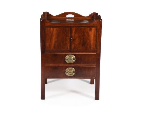 A GEORGE III MAHOGANY AND LINE INLAID BEDSIDE CUPBOARD OR NIGHT COMMODE CIRCA 178078cm high, 56cm wide, 47.5cm deep 