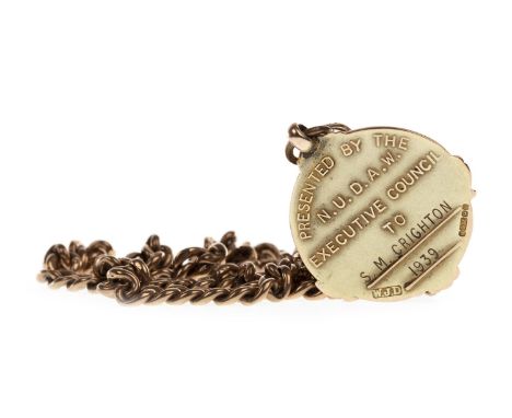 ENAMELLED MEDALLION ON CHAIN the medallion with 'FOR LONG MEMBERSHIP, NUDAW,' dated 1939 to the reverse, in nine carat gold, 
