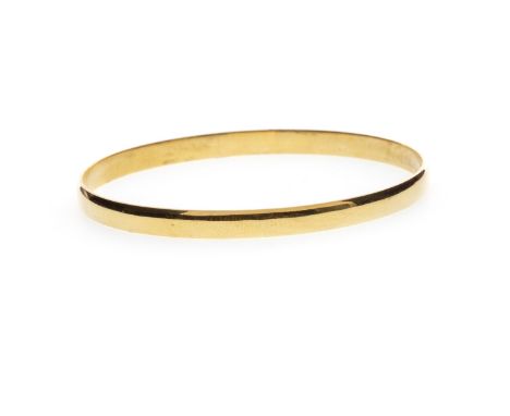UNMARKED BANGLE, of circular form, 4mm wide, 66mm diameter, 21.2g