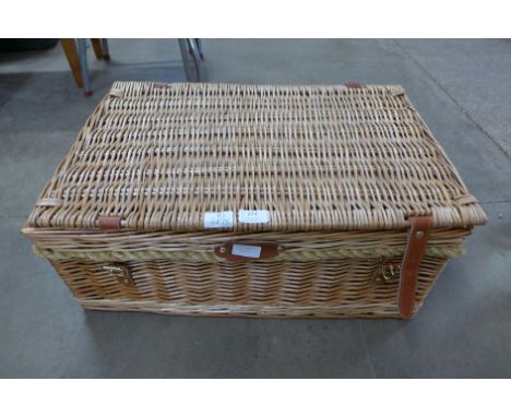 A Regency Hampers wicker hamper and contents