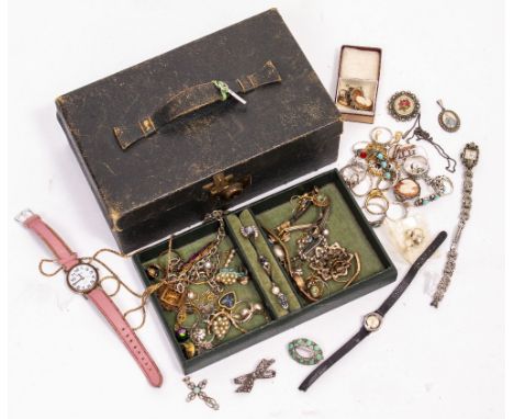 A LARGE COLLECTION OF JEWELLERY  to include costume, simulated pearls, dress rings, silver and gold rings, a 9 carat cased Ro