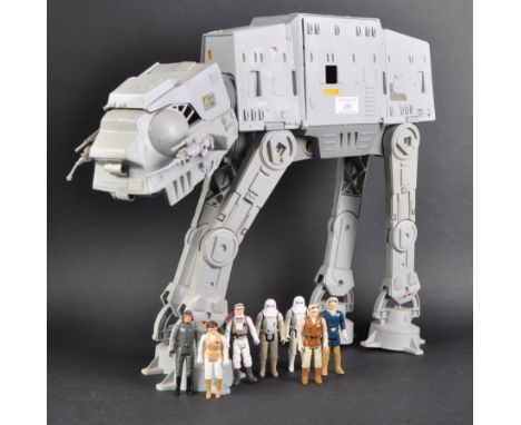 Star Wars - a collection of original vintage Kenner / Palitoy made Star Wars action figures and an AT-AT playset. All ' Hoth 