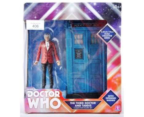 Doctor Who - Character Options - The Third Doctor And TARDIS Collector Figure Set ' With Opening Doors!'. Highly detailed act