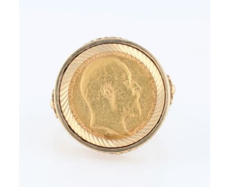 A 1908 Edward VII full sovereign, mounted in a hallmarked 9ct yellow gold ring, ring size Z+2.