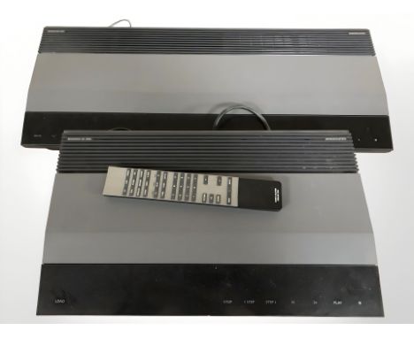 A Bang & Olufsen Beomaster 3500 and Beogram CD 3500 with remote (continental writing) 