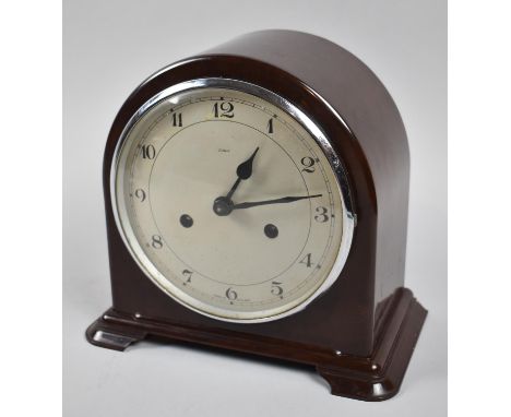 A Nice Quality Bakelite Cased Art Deco Dome Topped Mantle Clock by Enfield, 21.5cm wide 