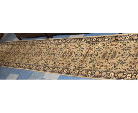 A Patterned Runner, 420x67cm 