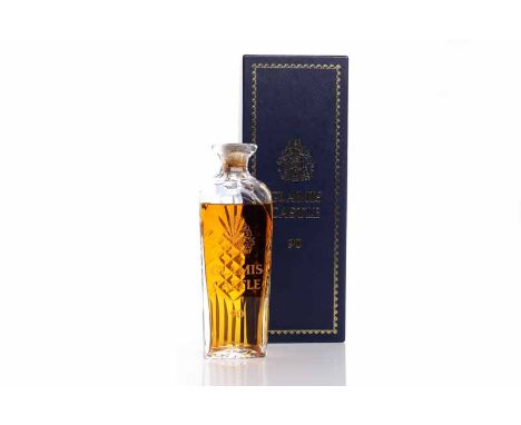 GLAMIS CASTLE 90 DECANTER AGED 25 YEARSBlended Scotch Whisky. Bottled in a Brierley Full Lead Crystal Decanter, no. 13, to ce