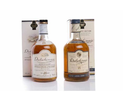 DALWHINNIE 15 YEARS OLD - OLD STYLEHighland Single Malt Scotch Whisky. Bottled by James Buchanan & Co. Distillers, Glasgow. 7