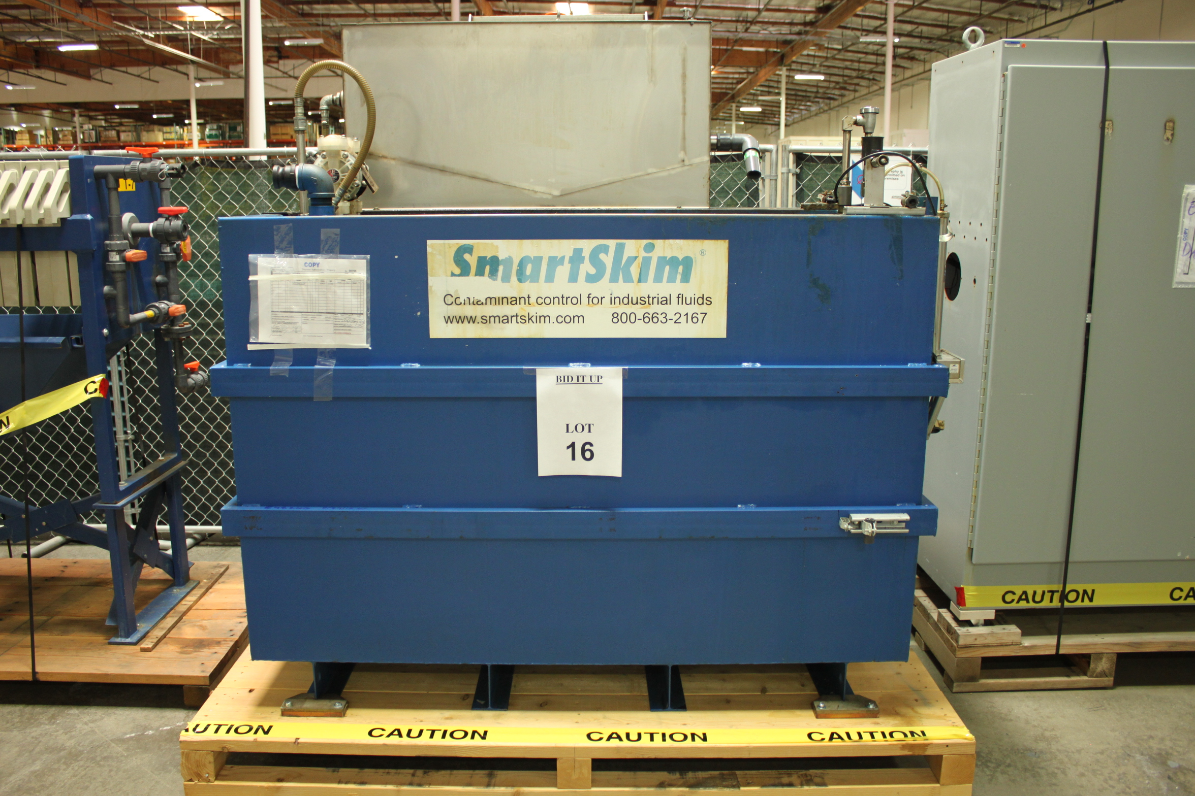 SmartSkim CL600 Coolant Recycling System, 300 Gallon Tank on Clean