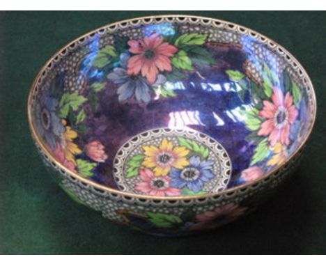 MALING LUSTRE GLAZED CERAMIC BOWLS, DIAMETER APPROXIMATELY 21.5cm 