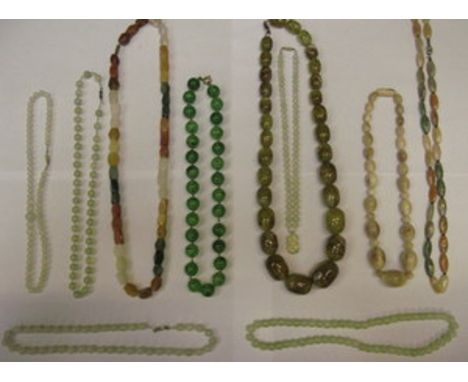 SELECTION OF VARIOUS JADE COLOURED AND OTHER COSTUME NECKLACES 