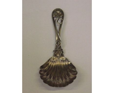PRETTY HALLMARKED SILVER VICTORIAN PIERCEWORK SHELL DESIGN CADDY SPOON, BIRMINGHAM ASSAY 