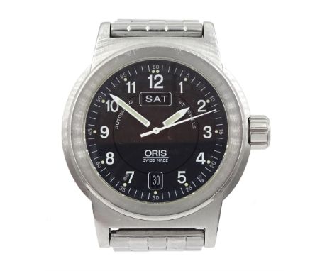 Oris gentleman's automatic 25 jewels 'Big Crown' stainless steel bracelet wristwatch, model No. 7500 with day date aperture