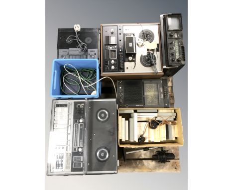 A Philips automatic reverse N4450 reel to reel, a further Akai GX-370D reel to reel, a Tramp WE100 radio, a Waltham TV radio 