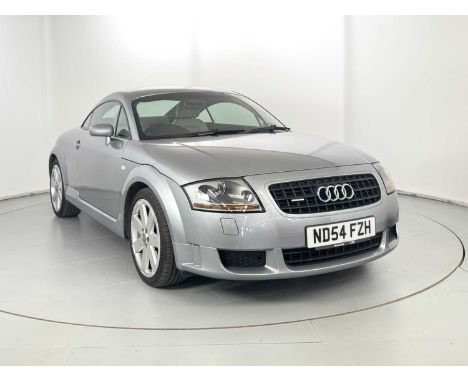 Registration: ND54FZH VIN: TRUZZZ8N451004626 Mileage Showing: 46,000 Transmission: Automatic MOT: 29/04/2026 Number of Keys: 