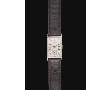 manual wound lever movement signed and numbered 2756525, dust cover, silvered dial with Roman numerals, rectangular seconds d