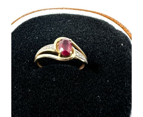 9ct gold ruby &amp; diamond ring (1.5g) 