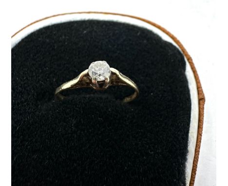 9ct gold diamond single stone ring (1g) 