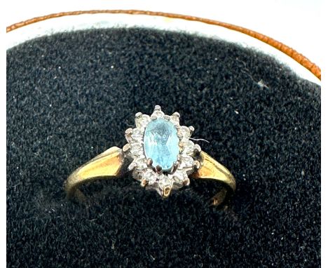 9ct gold diamond &amp; topaz ring (1.7g) 