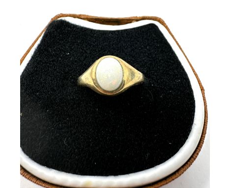 9ct gold opal vintage ring (1.3g) 