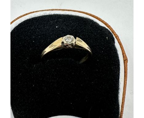 9ct gold old cut diamond ring (1.9g) 