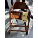 Chaise haute bébé, bois