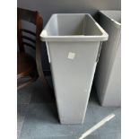 Réceptacle à rebus TRIM TRASH