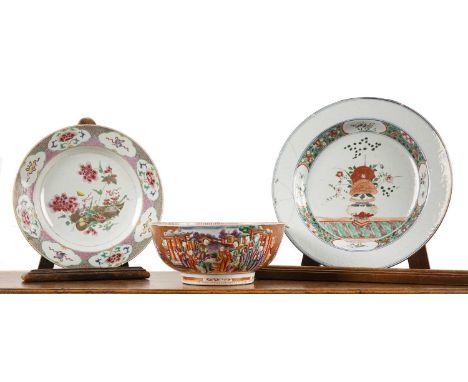 Group of three piecesChinese, 18th/19th Centuryto include a famille verte basin with a bianco sopra bianco border, 38cm diame