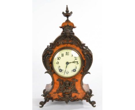 A GERMAN BRASS MOUNTED WALNUT MANTEL CLOCK IN LOUIS XV STYLE, WITH PRIMROSE ENAMEL DIAL AND LENZKIRCH GONG STRIKING MOVEMENT,