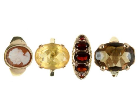 FOUR GEM SET RINGS IN GOLD, MARKED 9CT, 15.7G, SIZES K, M & N