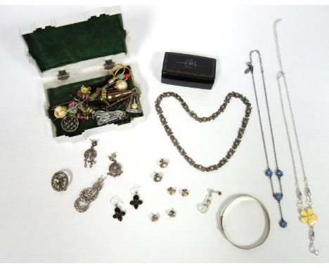 Group of costume jewellery, Georgian papier mache snuff box, silver bangle and marcasite necklace and other items 