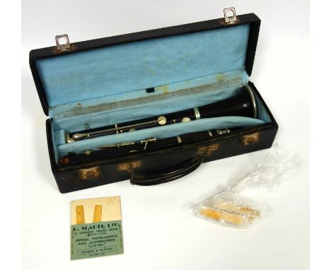 Cabart Paris, clarinet, cased 