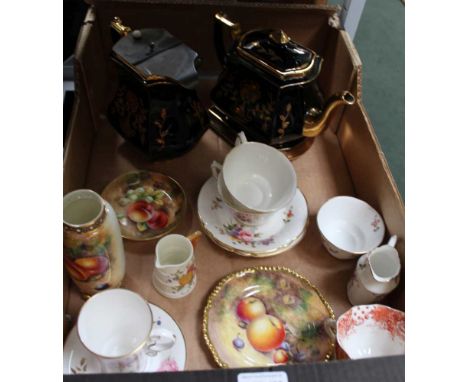 A BOX OF DOMESTIC PORCELAIN to include hand painted Royal Worcester examples, decorated with fruit 