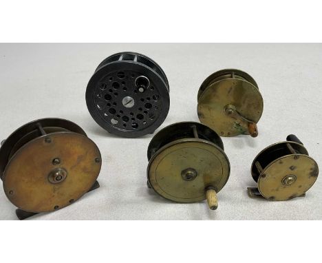 SHAKESPEARE; a Super Condex 4.25" reel and four unnamed all brass vintage reels (5).