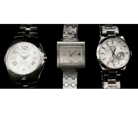 SEIKO; three gentleman's vintage wristwatches comprising a rectangular dial '5', automatic example, with day/date aperture an