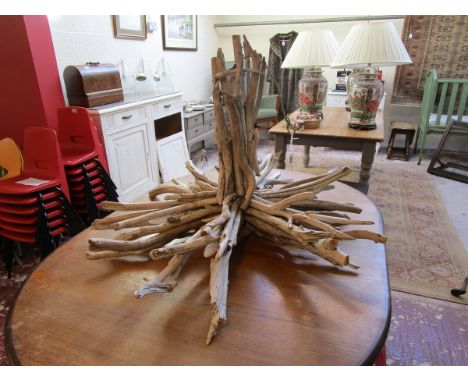 Novelty driftwood centre light