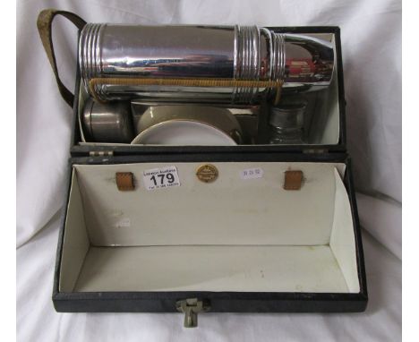 Vintage motor car picnic case