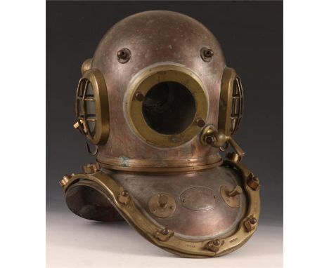 SIEBE GORMAN &amp; Co. Ltd.&nbsp;A good early Brass and Copper 12 BOLT DIVERS HELMET circa 1900/10 with applied makers label,