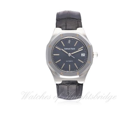 A GENTLEMAN'S STAINLESS STEEL AUDEMARS PIGUET ROYAL OAK AUTOMATIC WRIST WATCH CIRCA 2002, REF. ST. 14800 WITH BOX & PAPERS D: