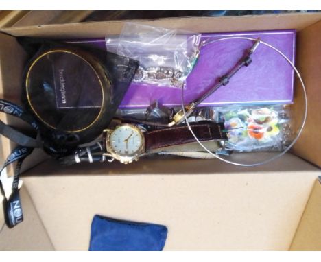 A box of assorted costume jewellery including white metal, nephrite jade, fashion watches etc. 