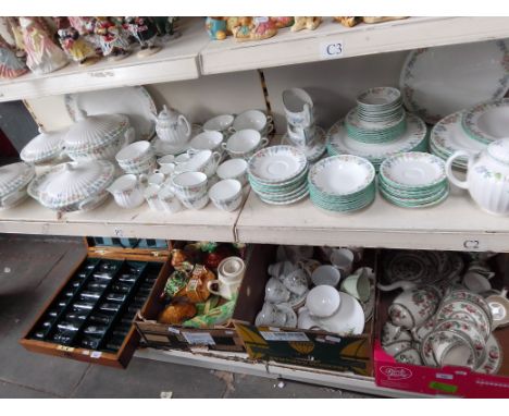 Royal Worcester "English Garden" dinner service, 70 pieces. 