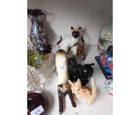 Sylvac vintage 1950s tan/brown cat (1046) and a Sylvac black cat (1086) together with 3 Coopercraft cats 