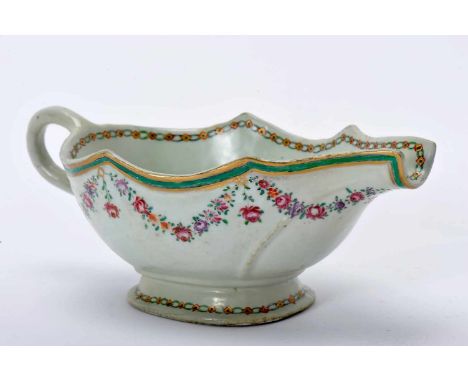 A scalloped sauce boat, Chinese export porcelain, polychrome and gilt decoration "Flower garlands", gray and gold centre "Equ