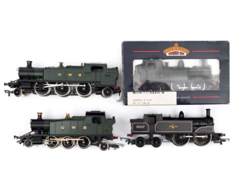 Bachmann, and others  OO/HO gauge tank locomotives: includes an 0-4-2 locomotive No 1400 in GWR green livery, boxed, a 2-6-2 