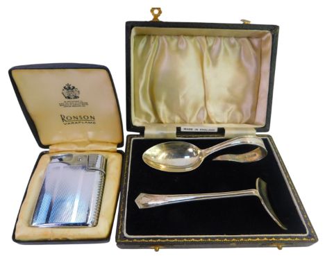 An Edward VIII silver child's spoon and pusher, Angora Silver Plate Company, Sheffield 1936, 1.12oz, boxed, together with a R