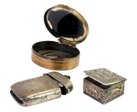 A silver trinket box, of square form embossed with a crown to the lid, stamped 925, 2.8cm wide, together with a silver plated