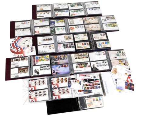 Stamps.- GB.- QEII.- First Day Covers.- 1967 – 2014 contained in thirteen albums, including a duplicate set of London 2012 Ol