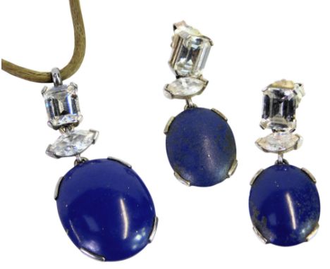 A Thomas Sabo lapis lazuli and paste suite of jewellery, in white metal, stamped 925, comprising a pendant on a rope suspensi