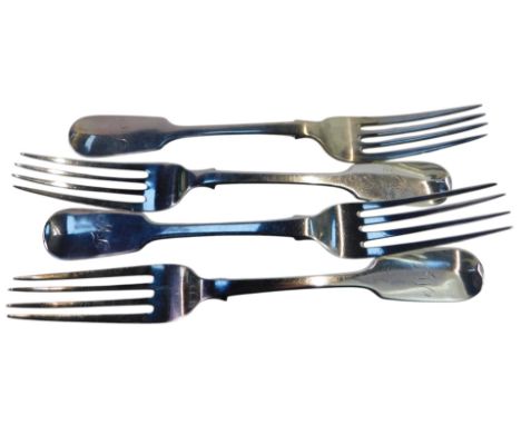 Four Victorian silver Fiddle pattern dinner forks, initial engraved, London 1844 and 1864, 9.10oz.